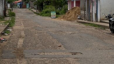 Al menos tres sectores de La Cruz padecen por falta del vital líquido