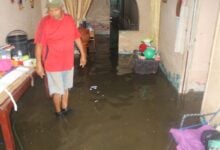 Casas de Morichal y Prados del Sur anegadas por desborde del caño
