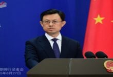 China pide a EE. UU. detener la "repatriación sin causa" de estudiantes