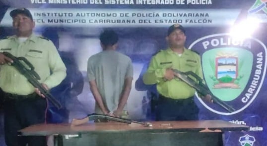 Detienen en Falcón un ladrón que usó una escopeta falsa para atracar