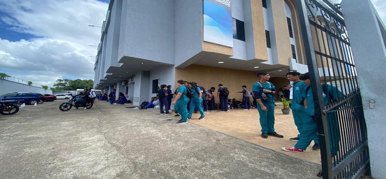 Estudiantes de Fisioterapia de UNERG en Maturín inician prácticas profesionales en cinco estados