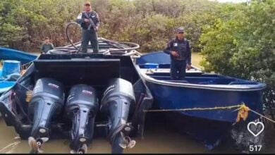 FANB decomisa 8 lanchas y 12 motores en un operativo contra el narcotráfico