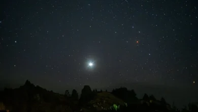Un espectáculo en el cielo: Cuándo y cómo ver la alineación planetaria con la Luna desde Venezuela