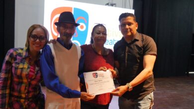 Homenajean a Oscar Salazar en Festival de Teatro de Monagas