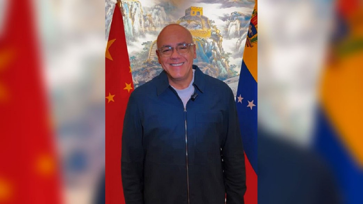 Jorge Rodríguez representa a Venezuela en el 80.º aniversario de la victoria de China