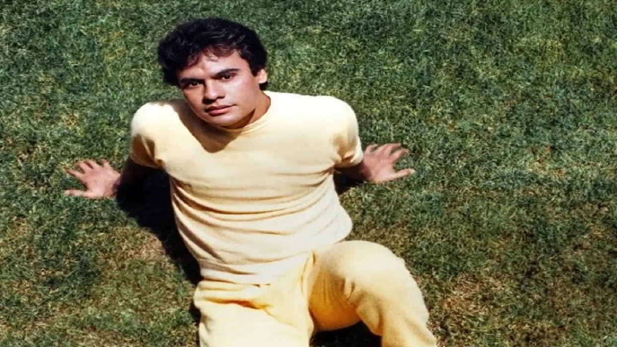 Netflix estrena documental sobre Juan Gabriel: "Debo, Puedo y Quiero"