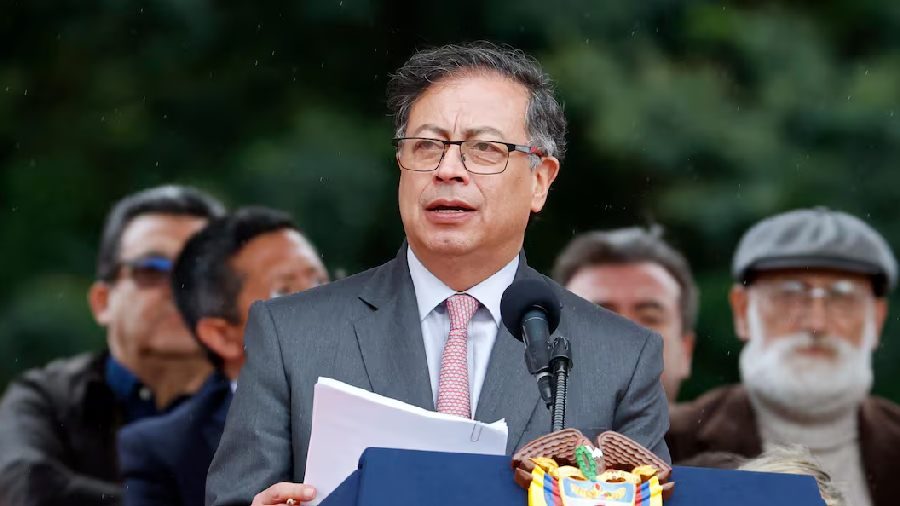Presidente Petro defiende a Venezuela: "Un ataque es una agresión a toda Latinoamérica".