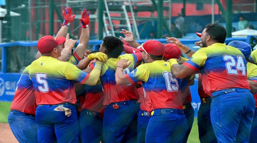 La selección de sóftbol venezolana dejó en el terreno a Argentina en el Mundial de Chengdú