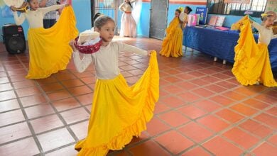 Más de 20 niños asisten a la escuela Pablo Emilio Castillo en plan de Escuelas Abiertas