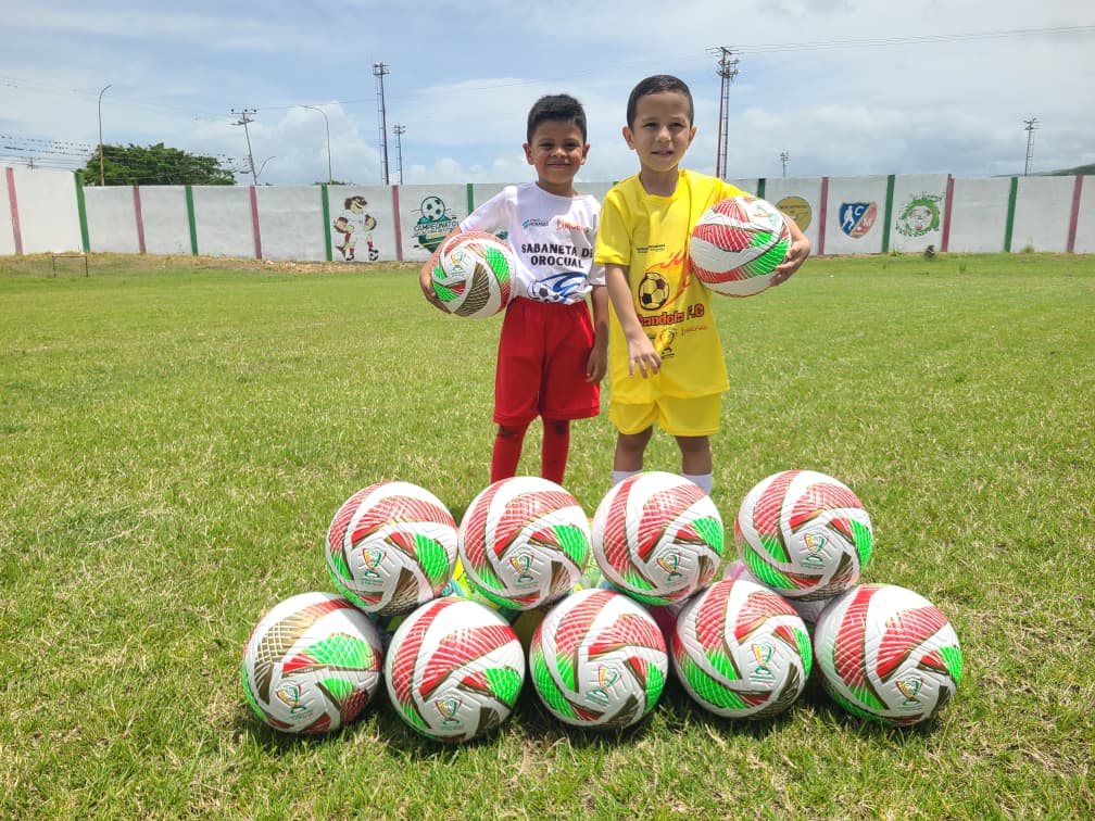 ¡Todo listo! Este sábado inicia la 50 edición del Campeonato Vacacional de Fútbol Copa Manuel Carlos Piar