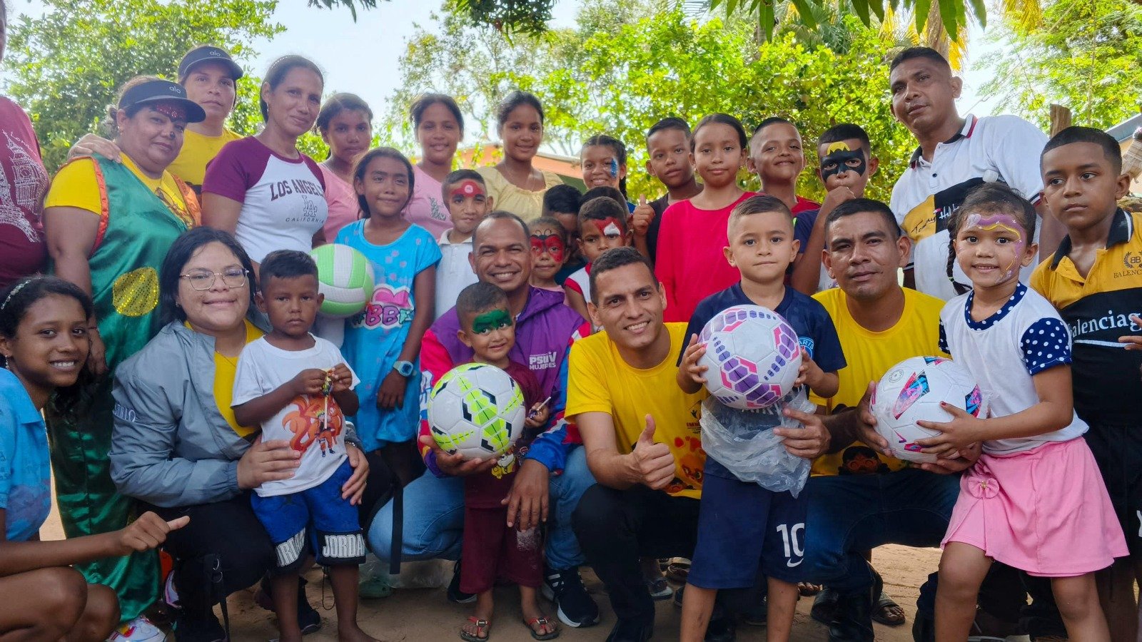 Sotillo recibe apoyo integral para los afectados por la crecida del río Orinoco