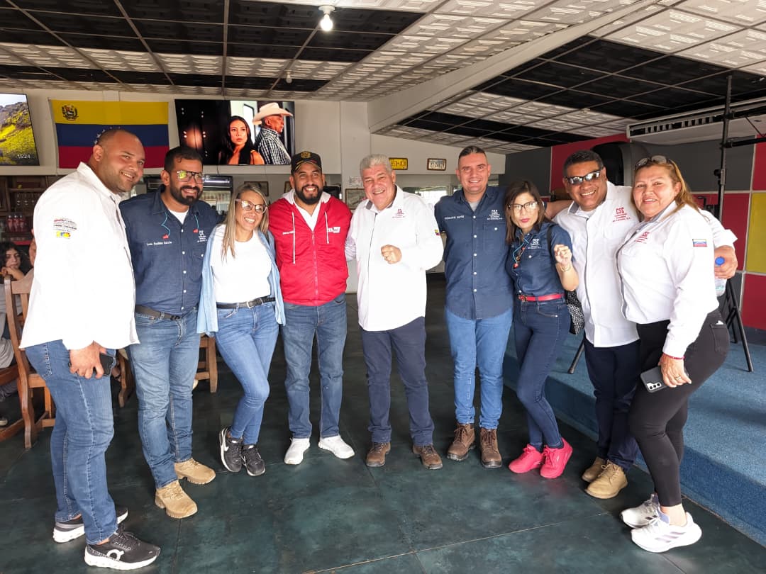 Ministro para el Trabajo inspecciona la cementera Cerro Azul en Monagas