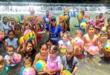 Ruta Vacacional ‘Alegría y Diversión’ atiende a más de 60 niños en Miraflores con juegos, regalos y almuerzo