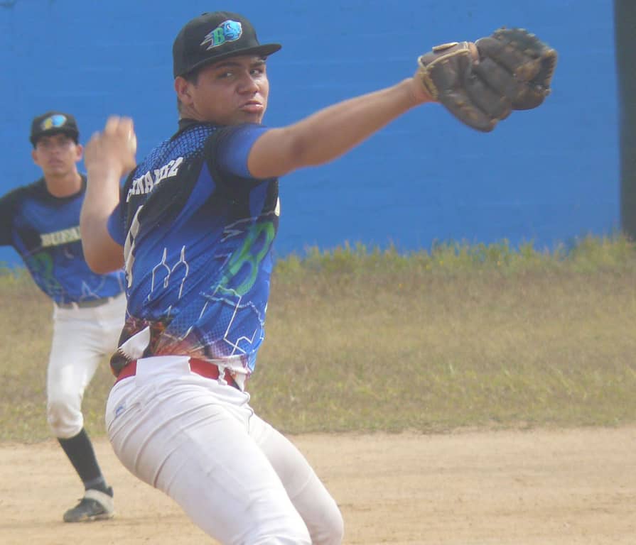 Liga de Béisbol U21 realiza reunión informativa