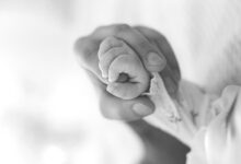 Bebé de nueve meses muere tras ser golpeado por su padre en Barinas