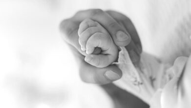 Bebé de nueve meses muere tras ser golpeado por su padre en Barinas