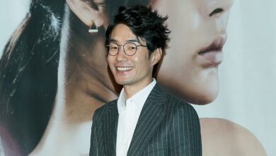 Actor surcoreano Song Young-kyu es hallado sin vida dentro de su carro