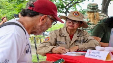Clase obrera se suma al alistamiento de la Milicia Bolivariana en Venezuela
