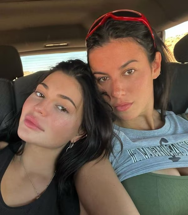 "Te amo, Venezuela": Kylie Jenner y Victoria Villaroel en un mensaje viral