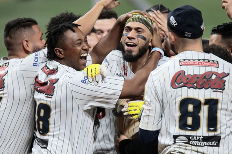 Juan Carlos Escobar es el nuevo gerente general de los Leones del Caracas para la temporada 2025-2026