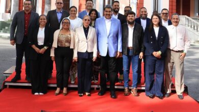 Presidente Maduro insta a gobernadores y alcaldes a controlar los recursos