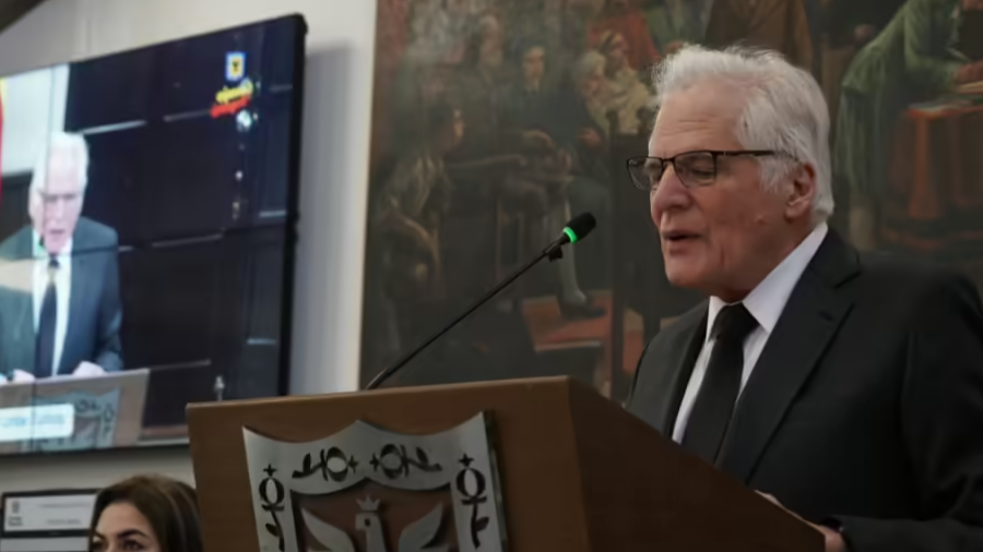 Colombia: Padre de Miguel Uribe Turbay es el nuevo precandidato presidencial