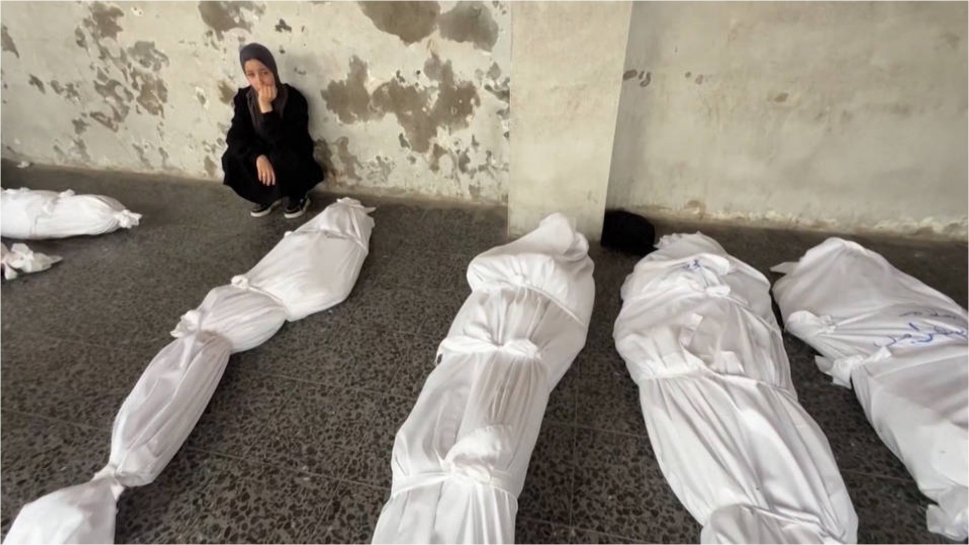 Suman 5 palestinos muertos por inanición en Gaza, mientras ataques israelíes dejan 89 fallecidos en un día