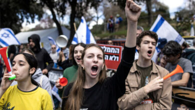 Tensión en Tel Aviv: La policía dispersa con violencia protestas contra el plan de ocupación en Gaza
