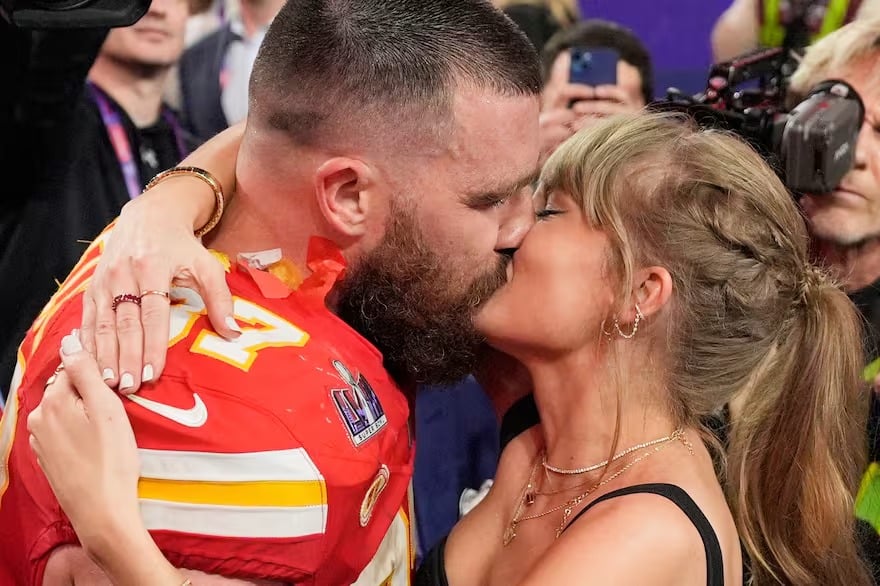 Padre de Travis Kelce revela detalles de la propuesta de matrimonio a Taylor Swift