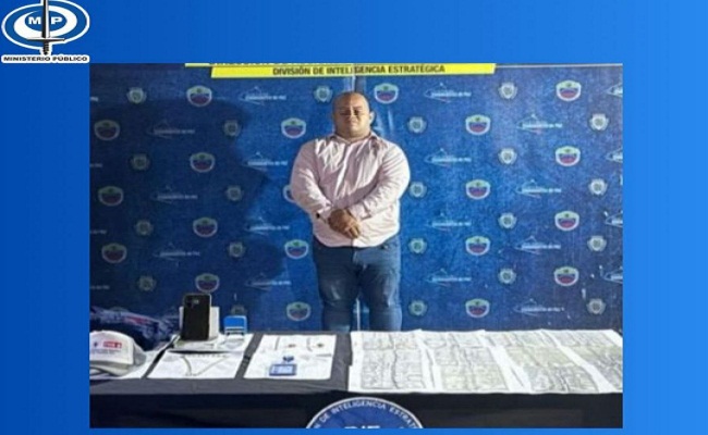 La Fiscalía procesa a un abogado por extorsionar con un carnet falso de fiscal
