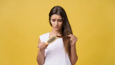 ¿Por qué se cae el cabello y cómo puedes prevenirlo?