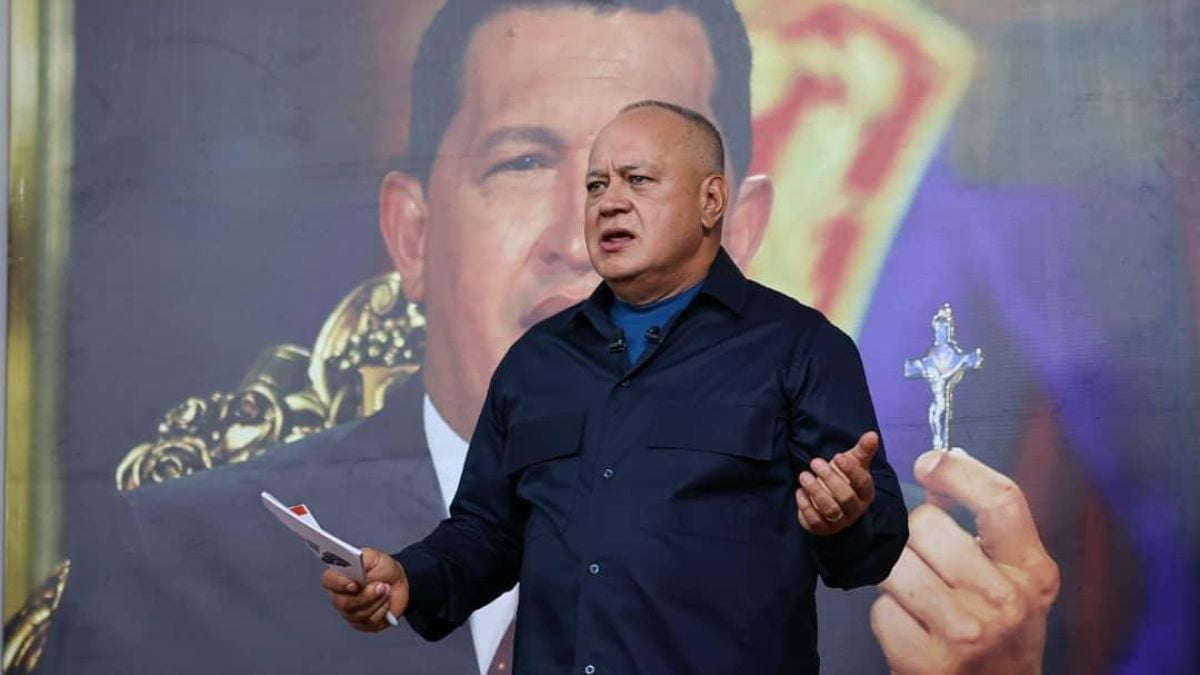 Diosdado Cabello acusa a EE. UU. de usar 'fake news' y reafirma la transición a la lucha armada en Venezuela