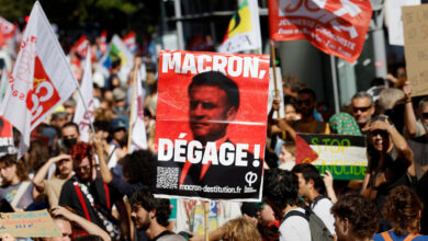 Francia amanece con huelga nacional y miles de manifestantes por recortes y reforma de pensiones
