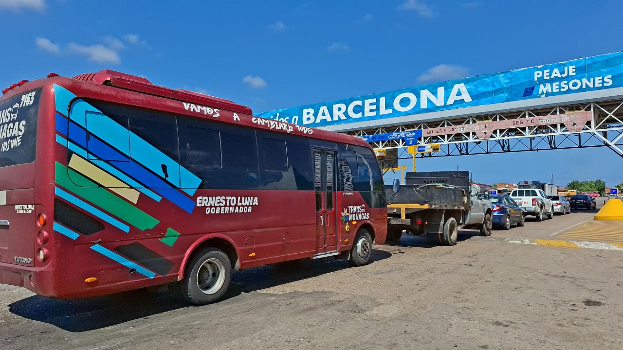TransMonagas continúa impulsando el turismo oriental con viajes a Playa Los Canales.