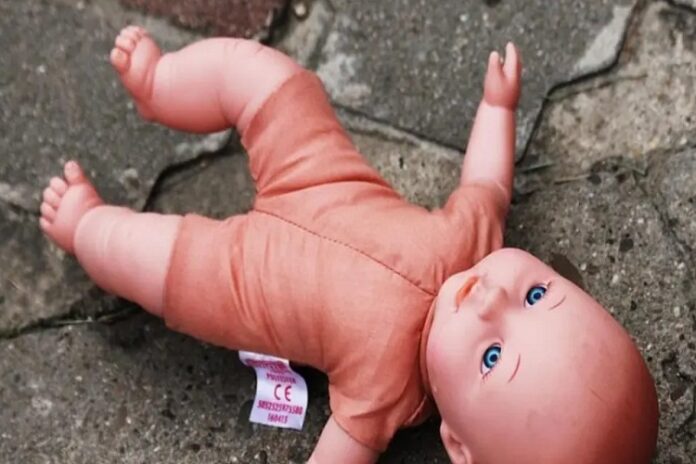 Niña de dos años muere tras ser arrollada accidentalmente por su padre