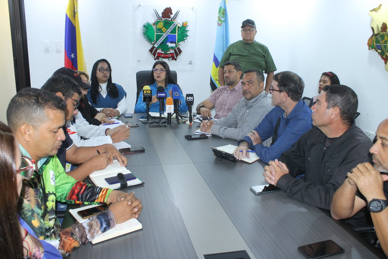 Clsem debate planes de desarrollo económicos y turísticos en al región