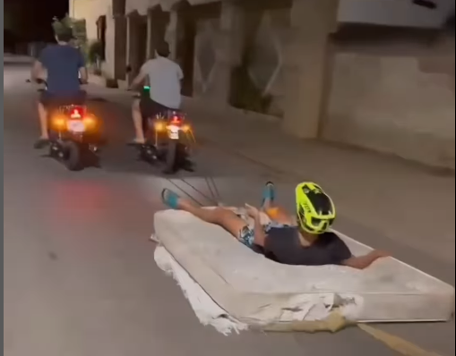 Motorizados son detenidos en Margarita tras viralizarse videos de peligrosas acrobacias con un colchón