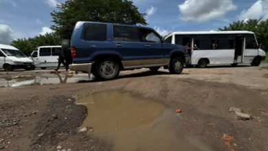 Bache en la vía principal hacia los Iraníes es un gran riesgo para los conductores