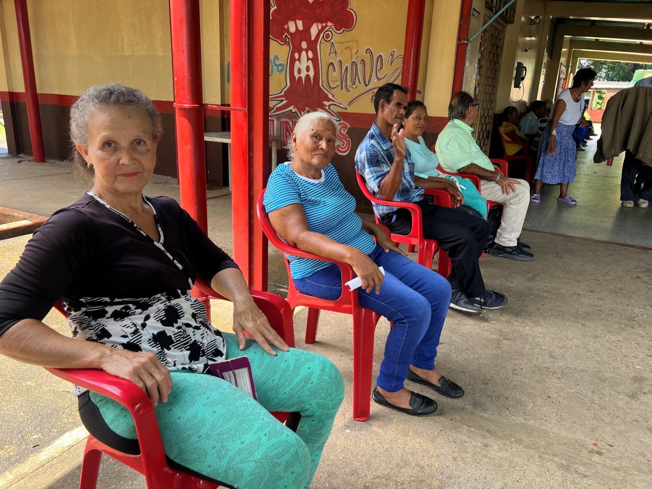 Adultos mayores del geriátrico beneficiados con jornada de cedulación