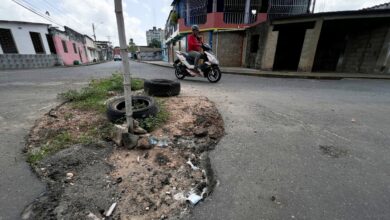 Más de cinco meses sin reparar tiene cráter en la calle Cumaná de Maturín