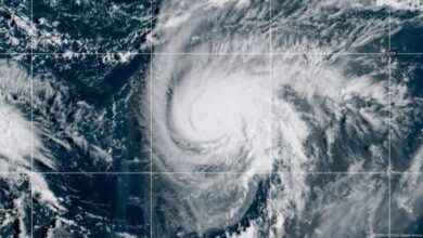Huracán Humberto alcanza la categoría 5 y avanza hacia el Caribe