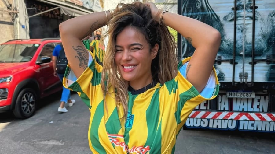Karol G deslumbra con un show latino en el descanso de la NFL en São Paulo