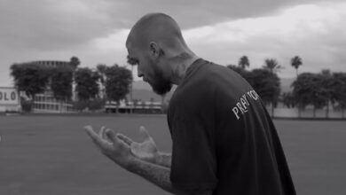 Madre de Justin Bieber pide oración y preocupa a sus seguidores