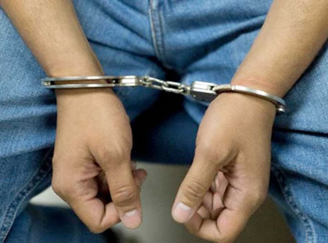 Padre e hijo detenidos por vender pornografía a través de un perfil falso en Falcón