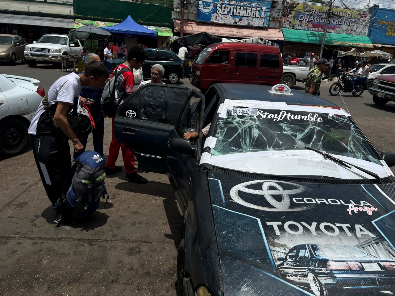 Reportan falta de unidades de la Ruta 2 y aumento de carritos "piratas" para La Pica
