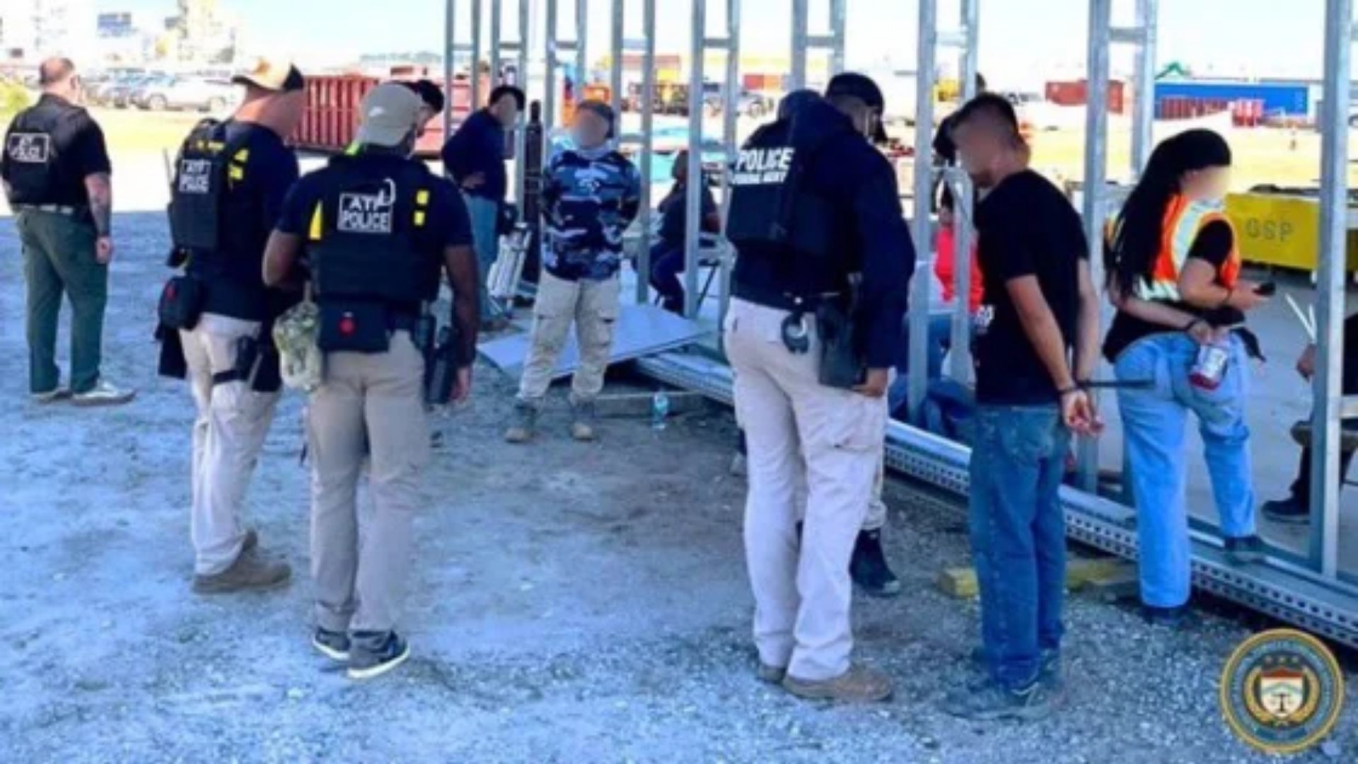 Redada en Hyundai de Georgia: 475 detenidos, la mayoría surcoreanos y latinos