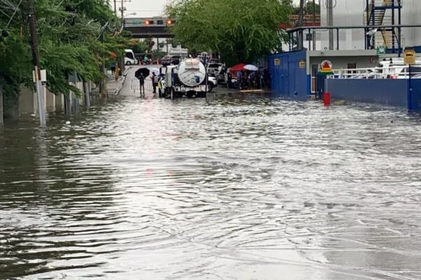 República Dominicana: Fuertes lluvias causan inundaciones y 1.700 evacuados