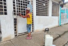 En agonía viven los habitantes de Los Cortijos ante la Falta del Servicio del agua.