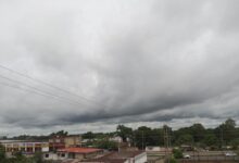 Onda tropical N.°33 traerá fuertes precipitaciones y descargas eléctricas a Venezuela