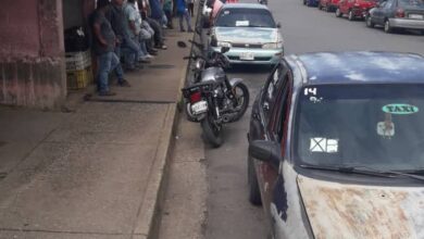 Transportistas de Caripe están paralizados en protesta por combustible y aumento del pasaje